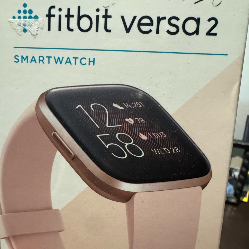 Fitbit Versa Rose Colored